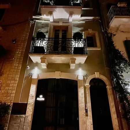 Smallis Apartment Conversano Exterior photo